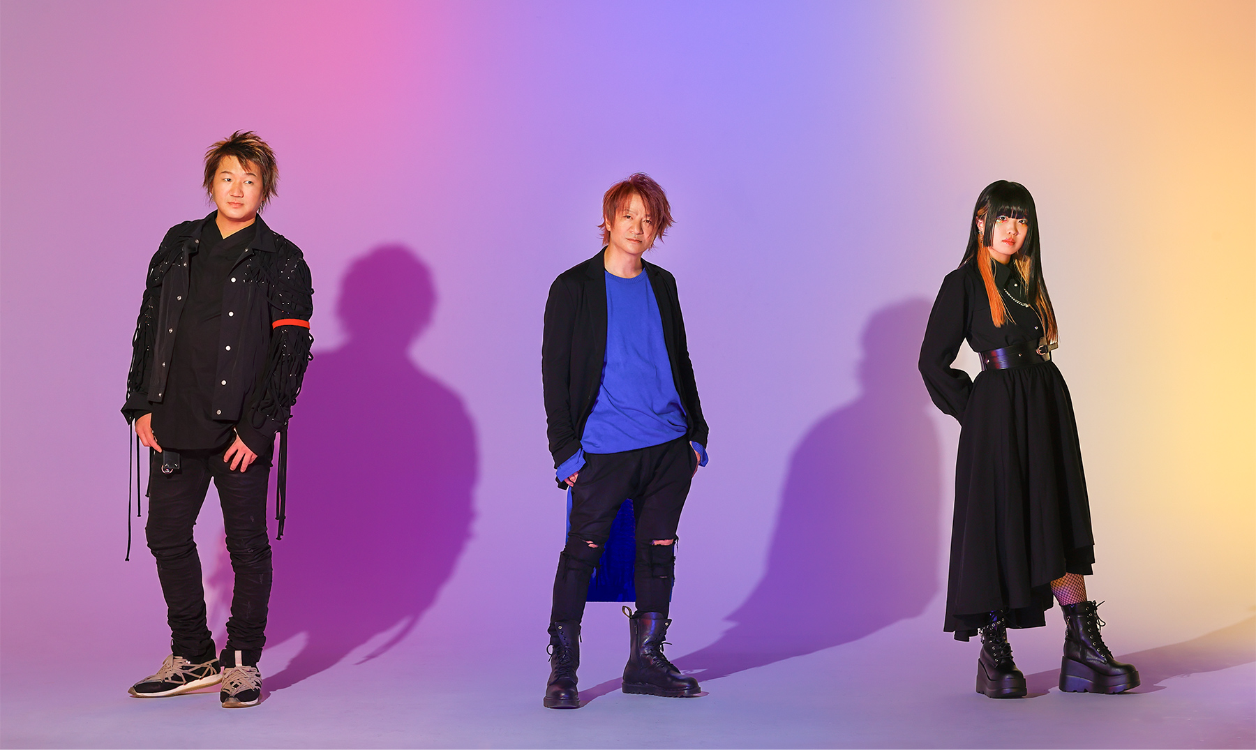 TERU 3人展「THREE COLORS EXHIBITION」